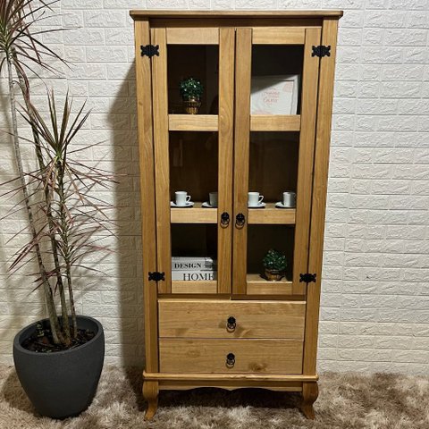 Cristaleira 2 Portas 2 Gavetas:mel