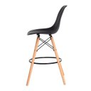 Ver imagem 4 de Kit 2 Banquetas Alta Eiffel Eames Preta Base Madeira Cozinha Bar Bistrô Bancada