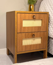 Ver imagem 4 de Mesa de Cabeceira Madeira 100% MDF, 2 Gavetas, Detalhe em Palhinha, Puxador Madeira
