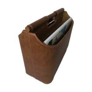 Revisteiro 2 Compartimentos em Couro Marrom 36x28,5x17cm Btc