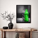 Ver imagem 1 de Quadro Decorativo Garrafa Verde - 70x50cm:moldura Preta