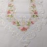 Caminho para Mesa Jolitex Bordado Floral Sidney 0,40cmx 2,20m Branco - 1