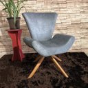 Ver imagem 4 de Kit 2 Poltronas Elegance Base Giratória Ferro e Madeira Suede Cinza
