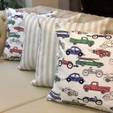 Ver imagem 3 de Kit 4 Capas de Almofadas Composê Listrado e Carrinhos 45x45cm
