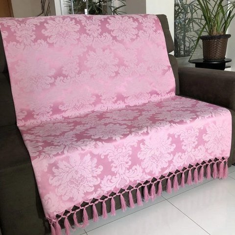 Manta para Sofá em Tecido Jacquard Medalhão Rosa Bebê 190x140cm