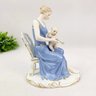 Estatua Mae e Filho Decorativa Cadeira 24x19cm Estatueta - 2