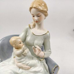 Estatua Mae e Filho Decorativa Poltrona 26x16cm Estatueta - 7