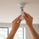 Ver imagem 4 de Lâmpada Led 12w E27 Branco Frio 6500k Alta Potência Econômica 25.000h Irc >80 Ângulo 200°