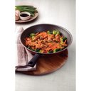 Ver imagem 6 de Wok Tramontina Loreto Vermelha 24cm 2,2l em Alumínio com Antiaderente Starflon Max Tramontina