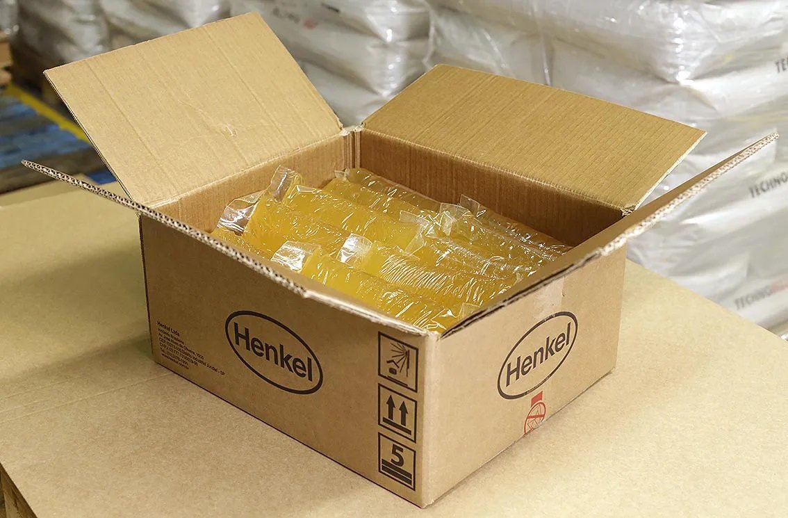 Adesivo Technomelt em 132br Henkel 14kg - 3