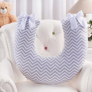Almofada de Amamentação Enxoval de Bebê Chevron Cinza