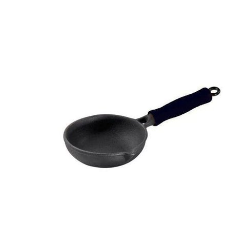 Frigideira para Ovos em Ferro Fundido Cabo Silicone Preta