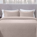 Ver imagem 2 de Colcha Matelassê - Queen Size - Madison 3D - Bege - Dupla Face - c/ Porta Travesseiros - Rozac
