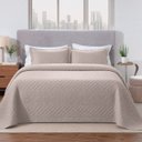 Ver imagem 1 de Colcha Matelassê - Queen Size - Madison 3D - Bege - Dupla Face - c/ Porta Travesseiros - Rozac