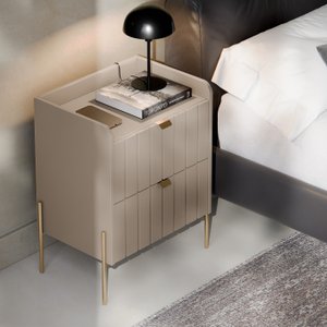 Mesa de Cabeceira Conect Moderna Moriah 45cm Puxador em Aço Dourado