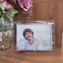 Ver mais imagens de Porta Retrato Vidro Prime Borda Prata para Fotos 15x20 Horizontal - Tuut