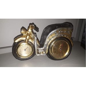 Relógio E Termômetro De Mesa Moto Dourado