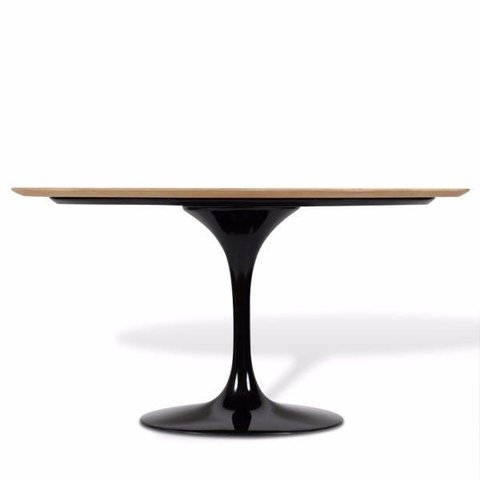 Mesa de Jantar Saarinen Oval 235x122cm Madeira Base Preta Freijó