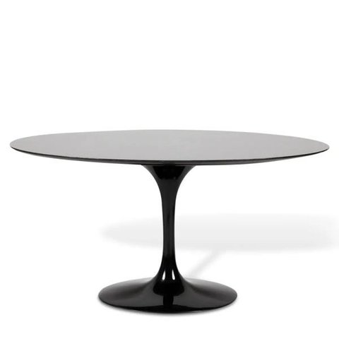 Mesa Saarinen Oval 137x90cm Madeira Base Preta Laca Preta