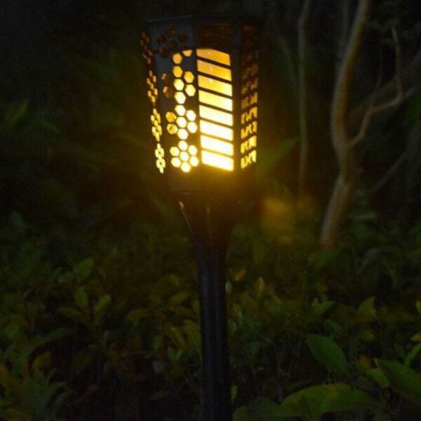 Luminária Solar Tocha Fogo Jardim Espeto Luz LED Efeito Chama Lual