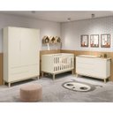 Ver imagem 2 de Dormitório Infantil Classic 3 Portas, Cômoda 1 Porta, Berço Areia Fosco com Pés Madeira Natural