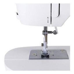 Máquina de Costura Doméstica SINGER Mecânica 6 pontos M1605 - 220v - 11