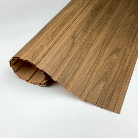 Painel Ripado Versátil 270x110cm: 01 Unid. (3m²) Polietileno - Talatto Painéis - Freijó