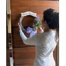 Enfeite de Porta de Entrada Guirlanda de Flores Lilás 40cm - 4