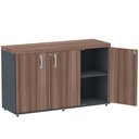 Ver imagem 3 de Armário Baixo Credenza PE40 Pandin 121,50 cm (largura) em MDP Cor Walnut e Grafito com Três Portas