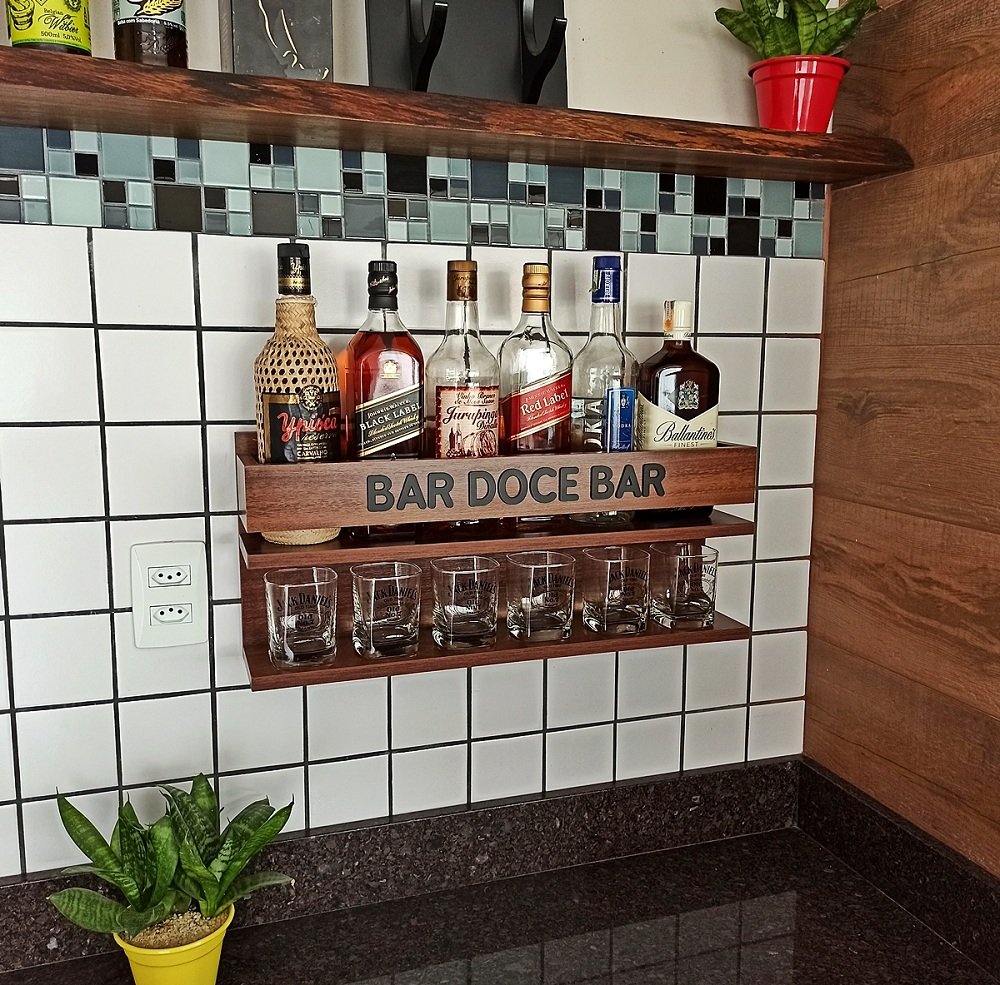 Bar de Parede barzinho decorativo adega na cor imbuia tema Bar doce bar - Co2Beer