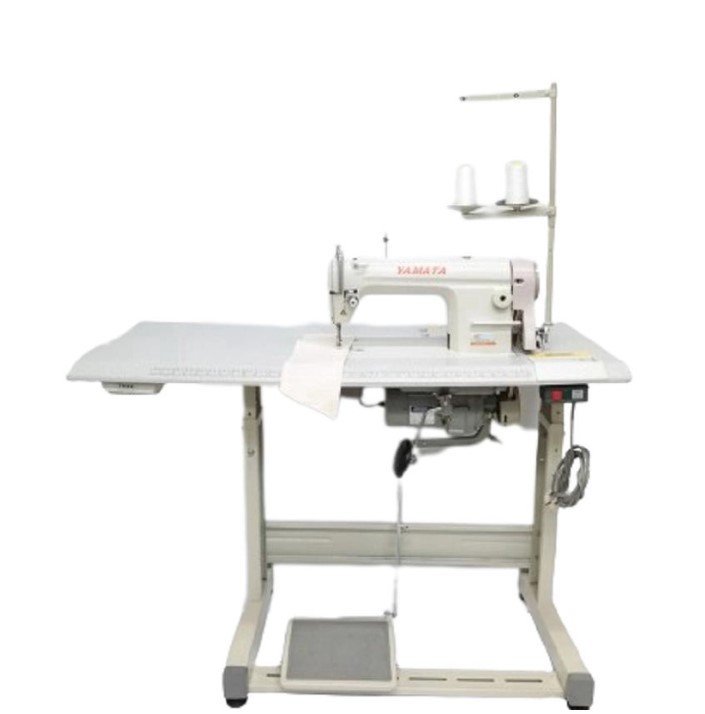 Máquina Costura Reta Industrial Yamata+led ,  Lubrif. Automática, 4500ppm - 1