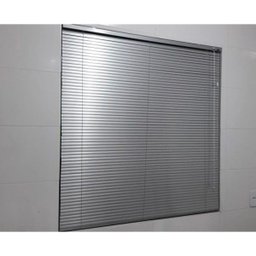 Persiana Horizontal - 1,40m larg x 1,40m alt - Alumínio 25mm - Cor: Prata - Comando Direito - 2