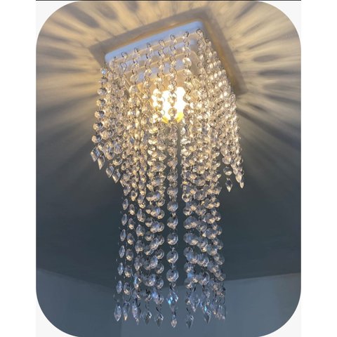 Lustre Pendente Luminária Cristal Acrílico de Alto Brilho, 17x38. Reflezzo Lustres e Decoração.