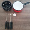 Aparelho de Fondue Vermelho Panela Esmaltada Com Vela 7 Peças - 7