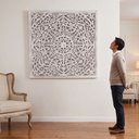 Ver mais imagens de Painel Decorativo de Parede em Madeira Branca Envelhecida Esculpido À Mão 91x91x7 cm