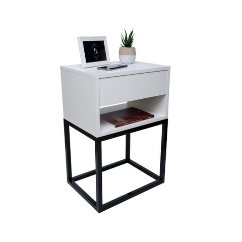 Mesa de Cabeceira Industrial 40cm Branco Gaveta e Nicho Pés Ferro Preto para Quarto Cama