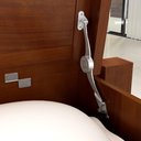 Ver imagem 2 de Baú para Quarto Casal em Madeira Maciça 1,25 Dallas Avelã - Straub Web