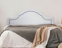 Ver imagem 1 de Cabeceira King Estofada Para Cama Box Provençal Luxo 193x60 Courino Branco - Tachas Fumê