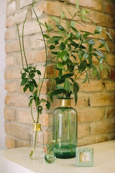 Vaso Decorativo De Vidro Verde e Dourado - 2