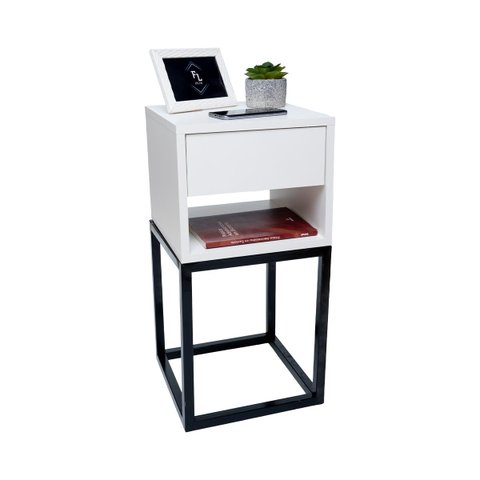 Mesa de Cabeceira Industrial 30cm Branco Gaveta e Nicho Pés Ferro Preto para Quarto Cama