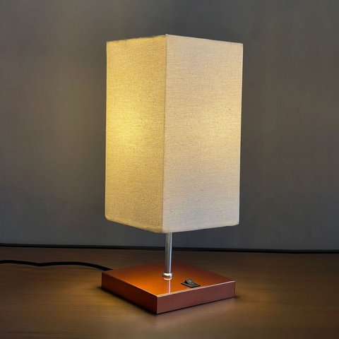 Abajur Luminaria de Mesa Quadrado e Interruptor Ref 49 Decoração Casa Sala Quarto Escritório Moveis