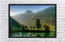 Ver imagem 4 de Quadro Decorativo Árvores Montanhas Lago Tons Verdes Paisagem Natureza Com Moldura