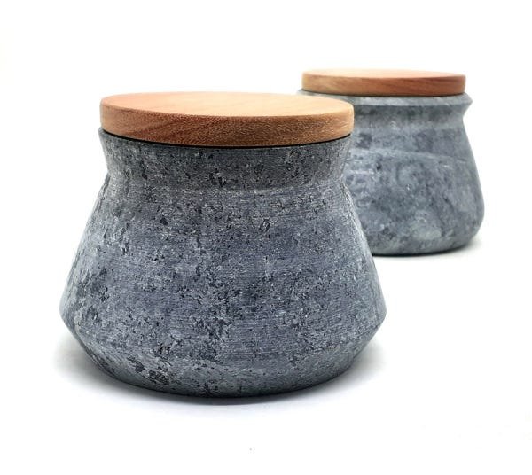 Potes para especiarias em pedra sabão e madeira - 1