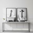 Ver imagem 3 de Kit 2 Quadros para Banheiro Dona Girafa 33x24cm Mold Preta