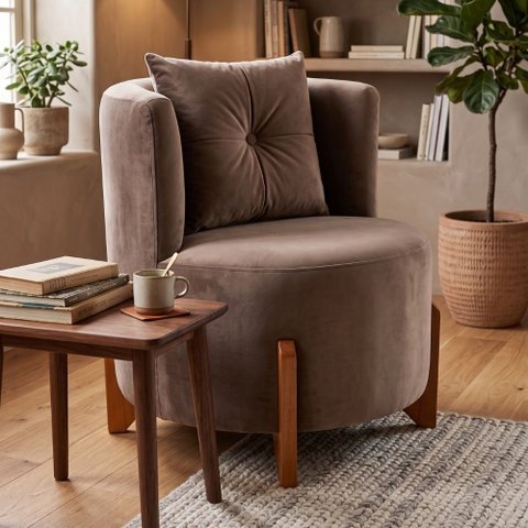 Poltrona Orgânica Curva Luna Veludo Cappuccino - Montanaris Decor