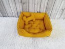 Ver imagem 3 de Cama Cabana Pet Amarelo Mostarda Tenda G Toca Cachorro Gato Almofada Lavavel Totalmente Desmontavel
