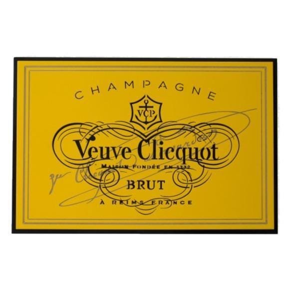 Quadro De Madeira Laqueado Rótulo Veuve Clicquot - 34,6X52Cm - 1