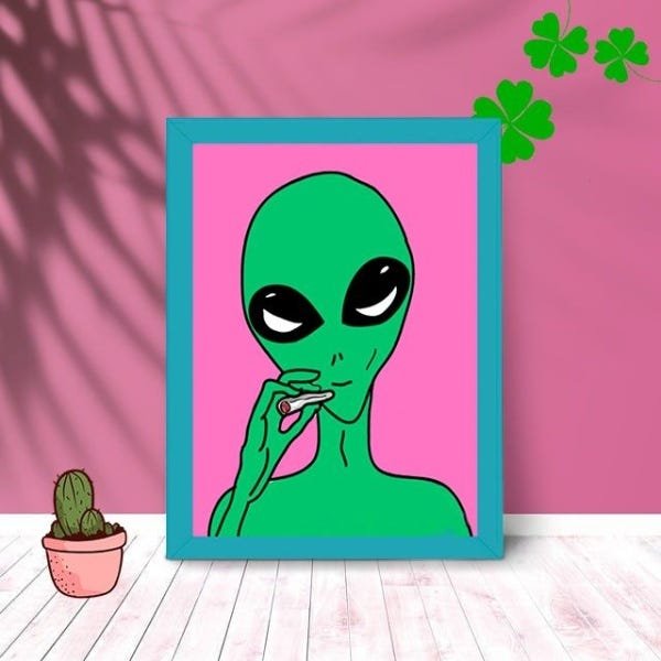 Quadro Decorativo Alien Smoke com Moldura e Vidro 25X33:Azul - 1