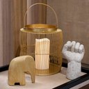 Ver imagem 2 de Lanterna Decorativa em Metal Dourado 32,5x21x21 cm - D’Rossi