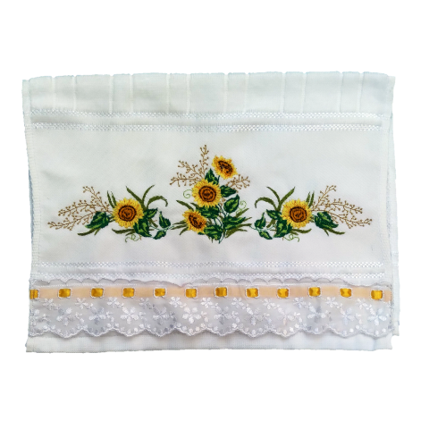 Toalha Bordada de Mão, lavabo, bordada Estampa: Girassois e Barra em Tira Bordada. 1 peça com lindo 